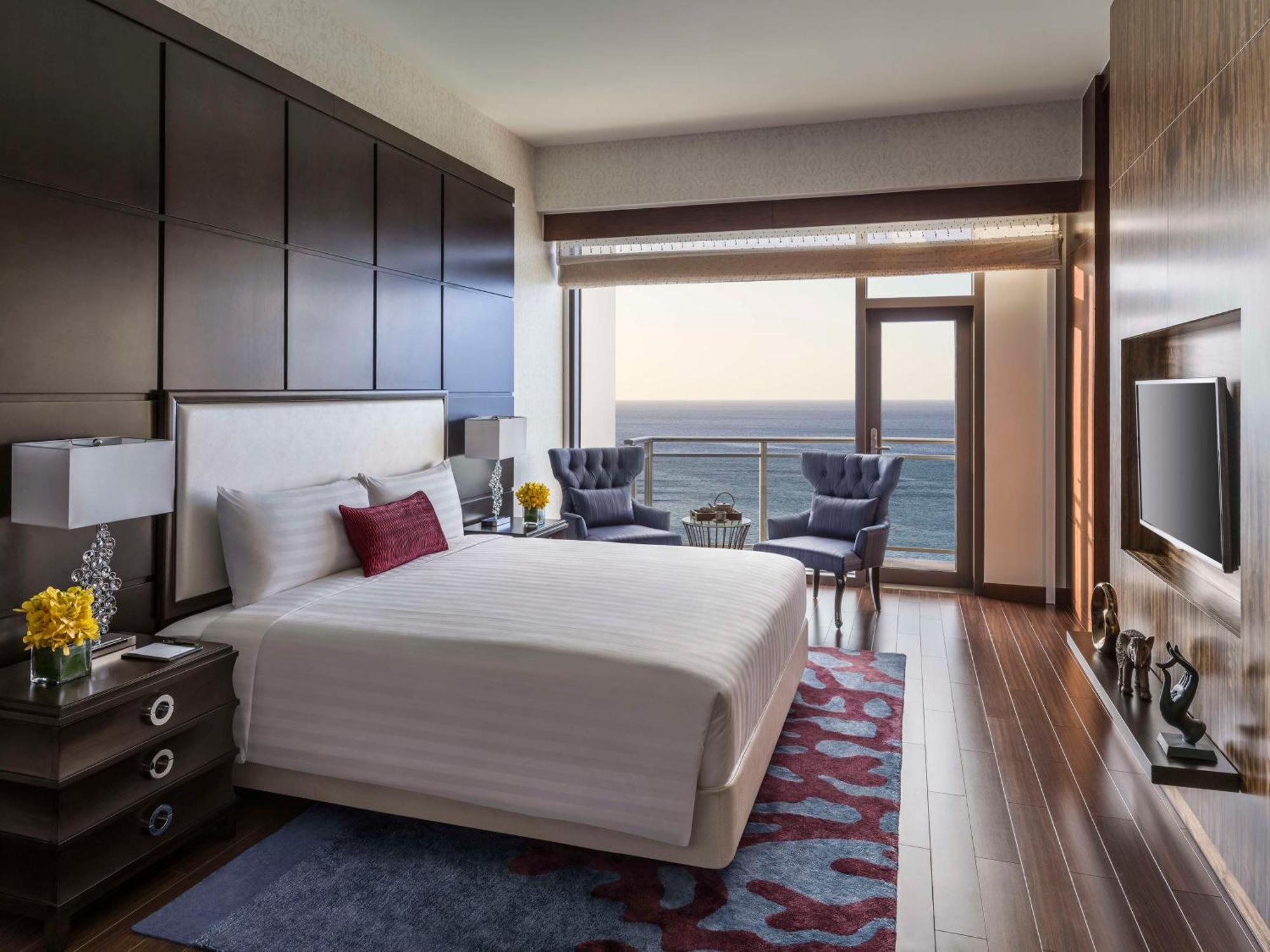 Dusit Thani Guam Resort Tumon Zewnętrze zdjęcie