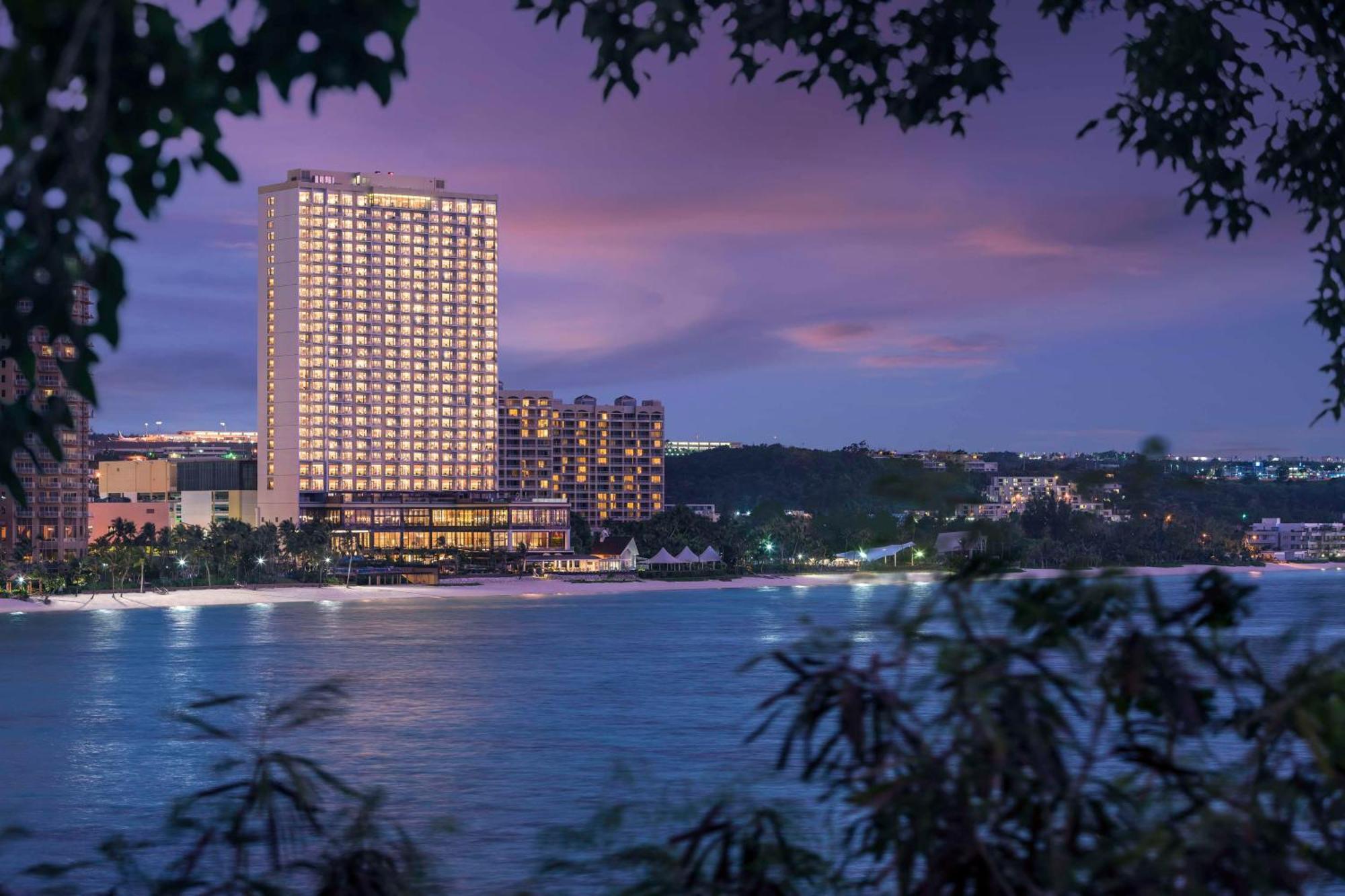Dusit Thani Guam Resort Tumon Zewnętrze zdjęcie