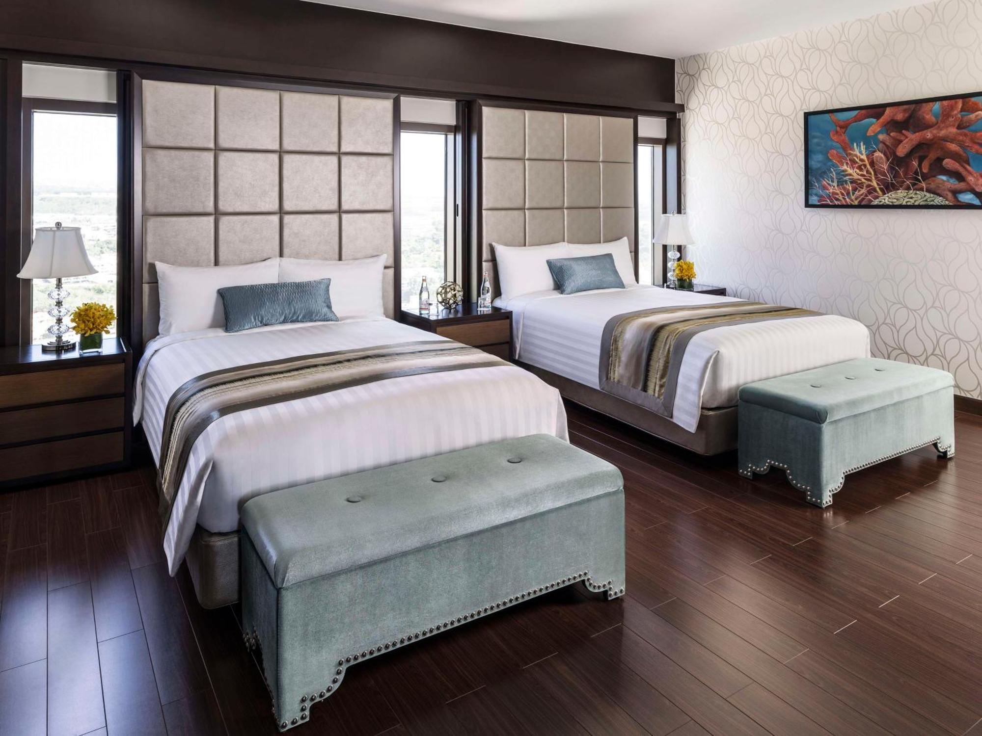 Dusit Thani Guam Resort Tumon Zewnętrze zdjęcie