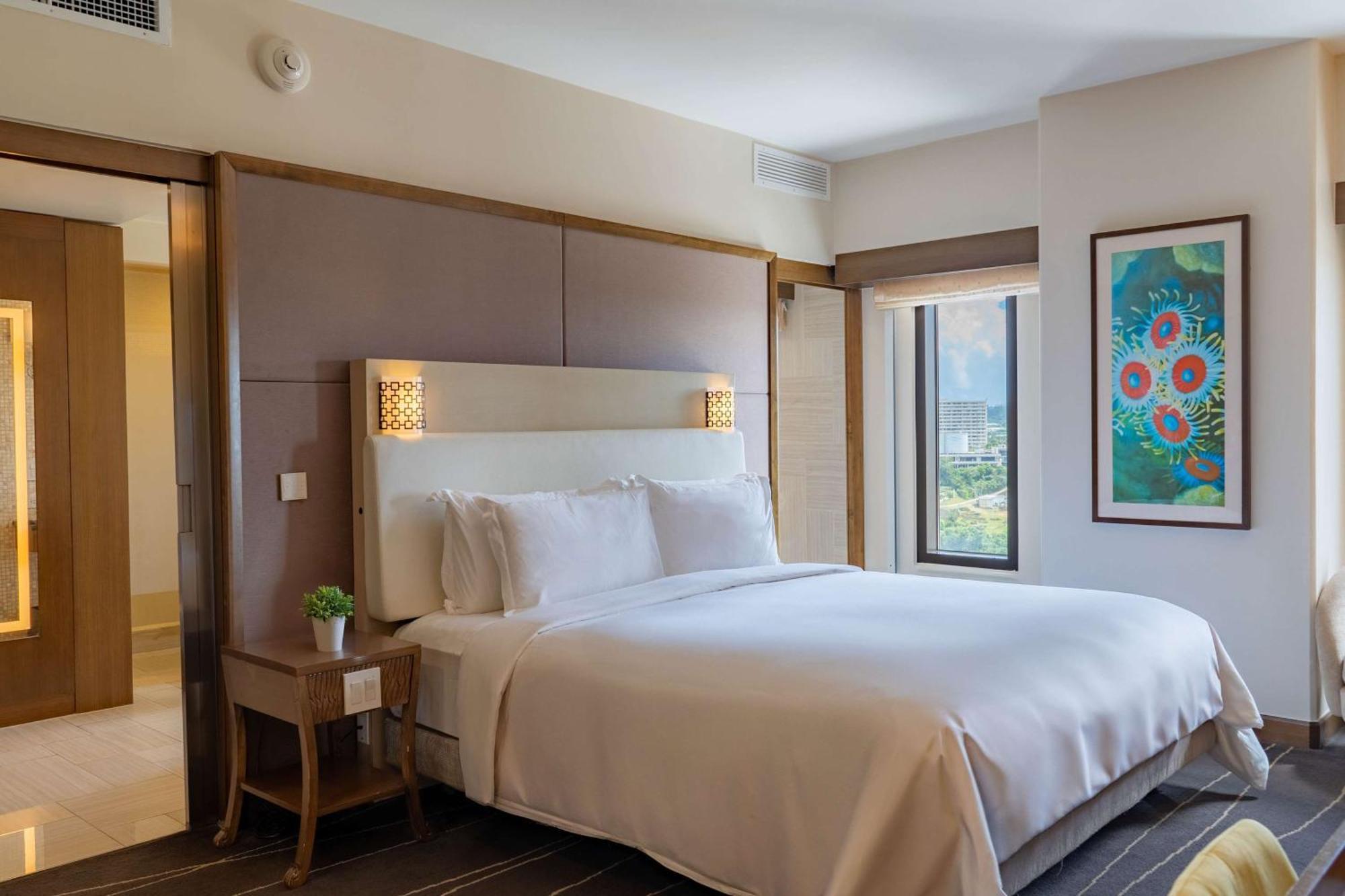 Dusit Thani Guam Resort Tumon Zewnętrze zdjęcie