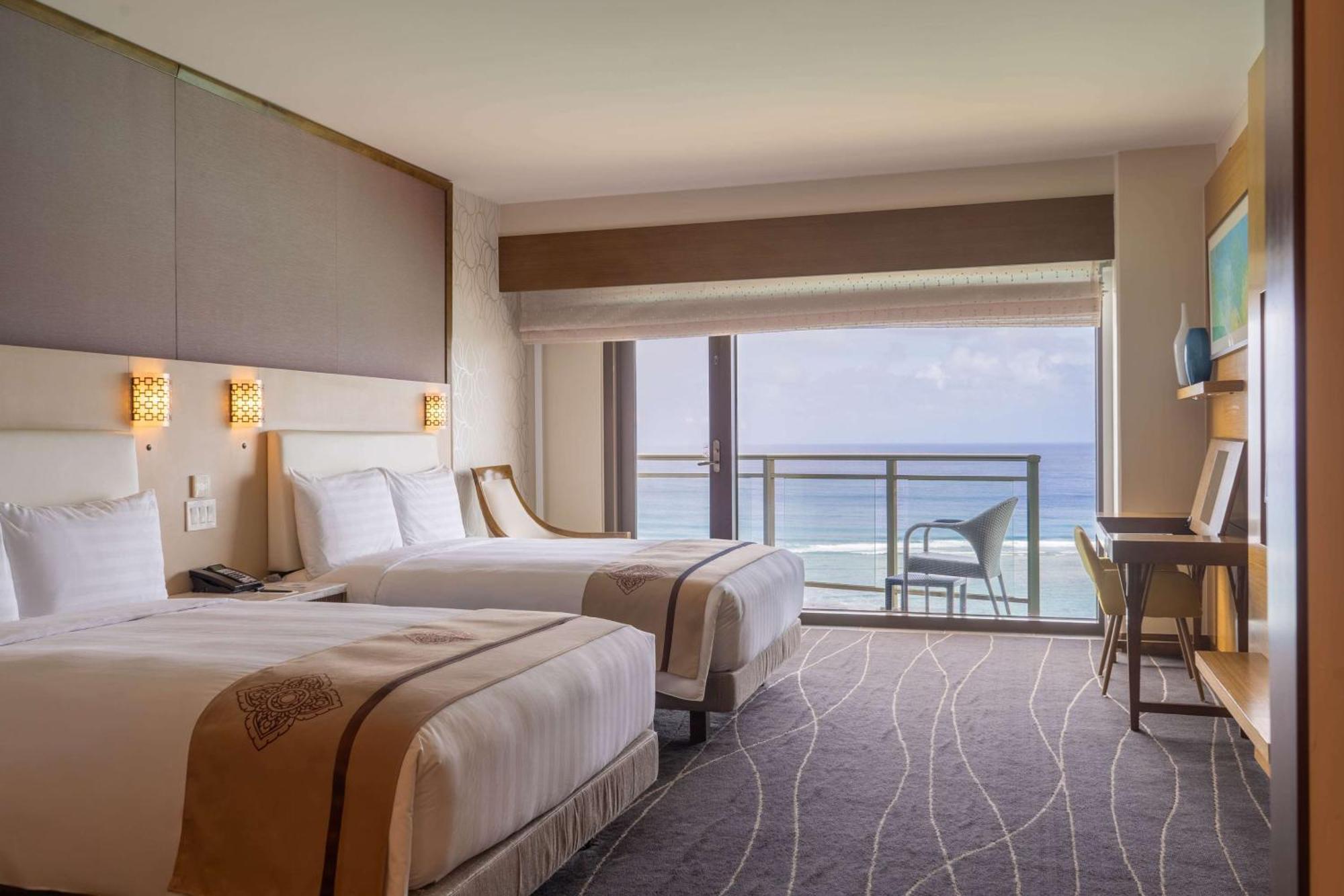Dusit Thani Guam Resort Tumon Zewnętrze zdjęcie