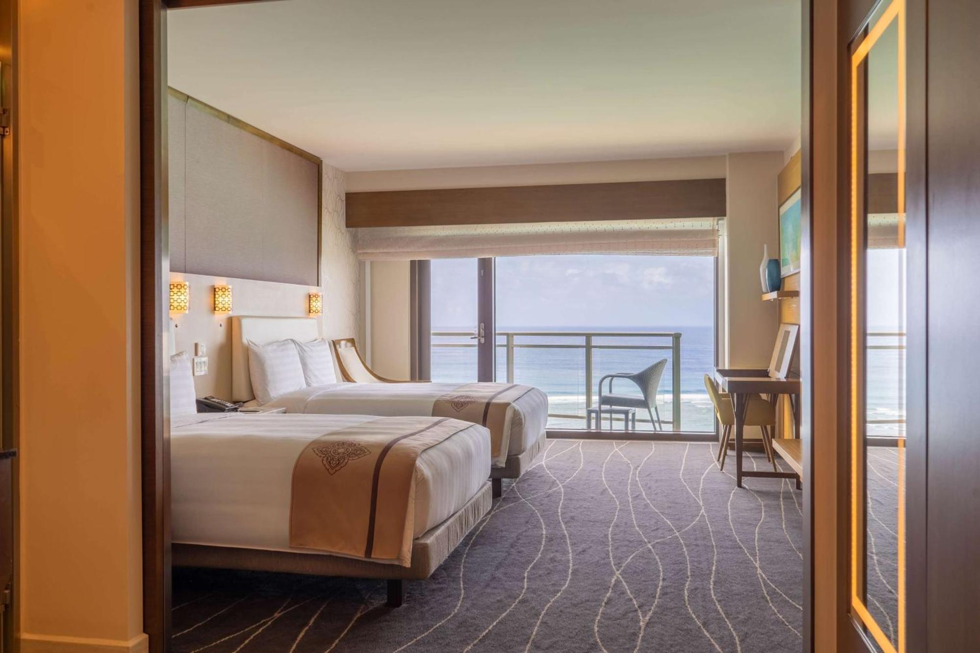 Dusit Thani Guam Resort Tumon Zewnętrze zdjęcie